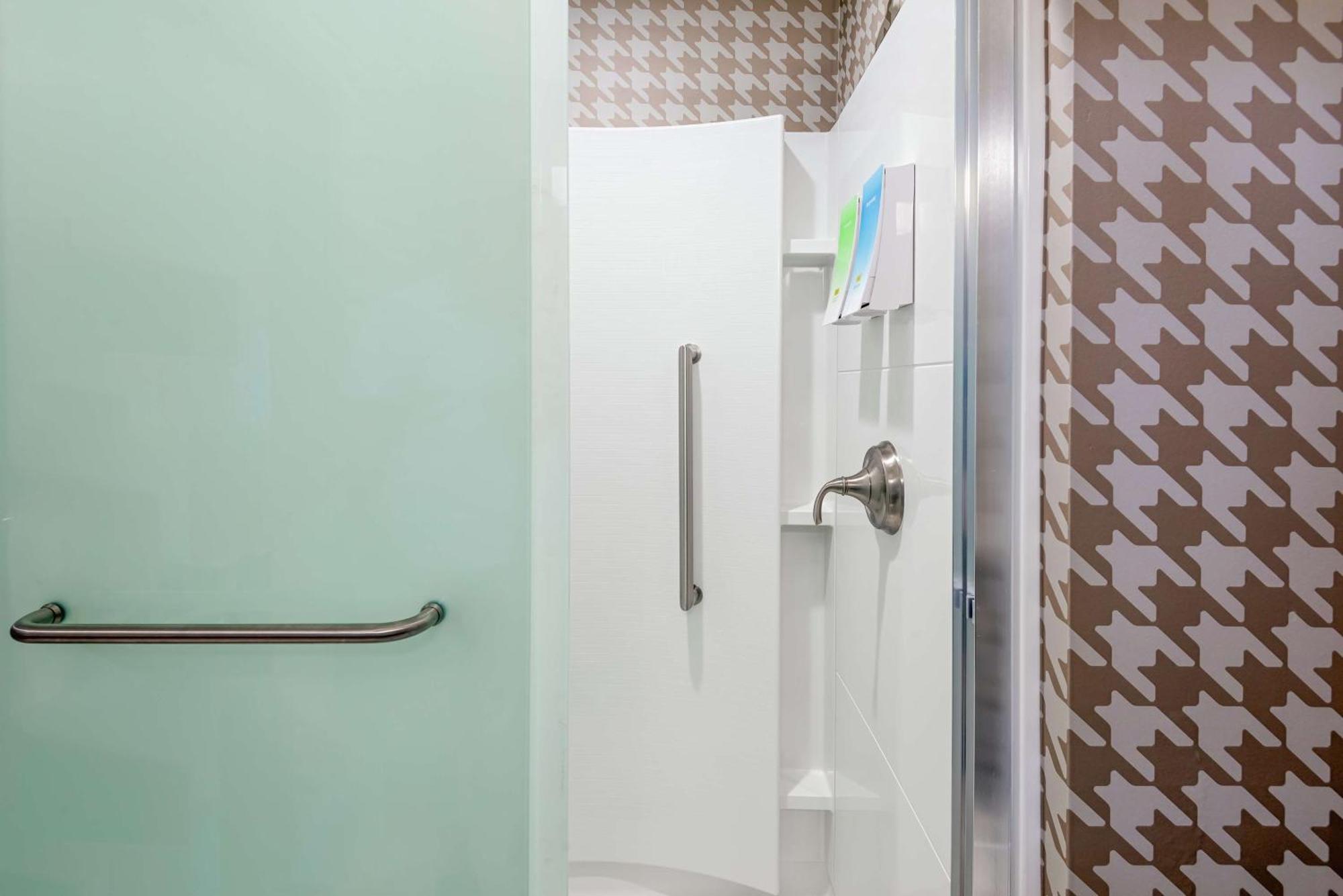 Home2 Suites By Hilton Orlando Near Ucf Alafaya Exterior photo
